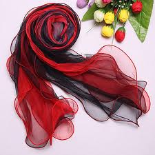 designer Chiffong Halsdukar
